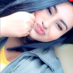 Meet your Posher, Yasmin